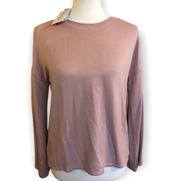 Dusty Rose Bell Sleeve Top NWT - Picture 1 of 10